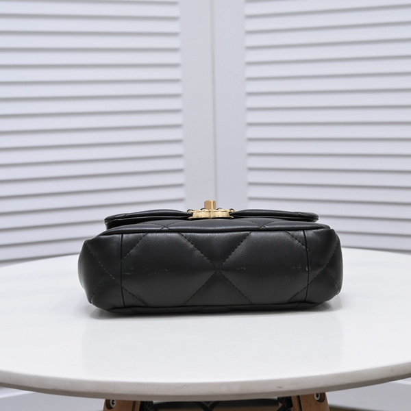 シャネルバッグ内部構造